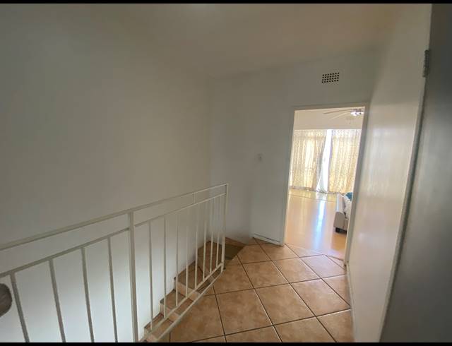 2 BEDROOM APARTMENT FOR SALE IN BEDFORDVIEW